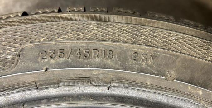 Kleber Krisalp HP2 235/45 R18 98V