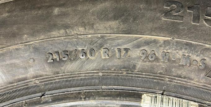 Continental ContiWinterContact TS 830 P 215/60 R17 96H