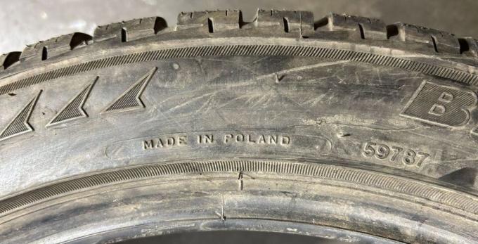 Bridgestone Blizzak LM-25 225/45 R18 95V