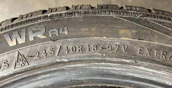 Nokian Tyres WR A4 245/40 R18 97V