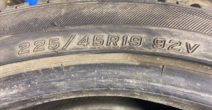 Falken Eurowinter HS-449 225/45 R19 92V