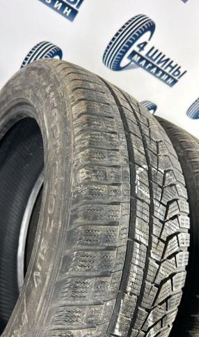 Hankook Winter I'Cept Evo2 W320A SUV 235/55 R18 104V