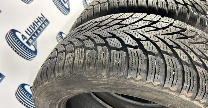 Nokian Tyres WR SUV 4 235/55 R18 104H