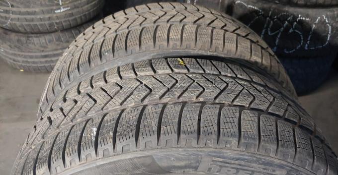 Pirelli Scorpion Winter 235/50 R19 103H