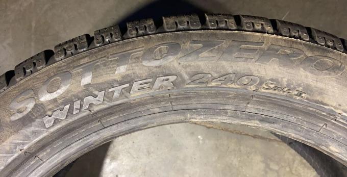 Pirelli Winter Sottozero 240 Serie II 235/45 R18 98V