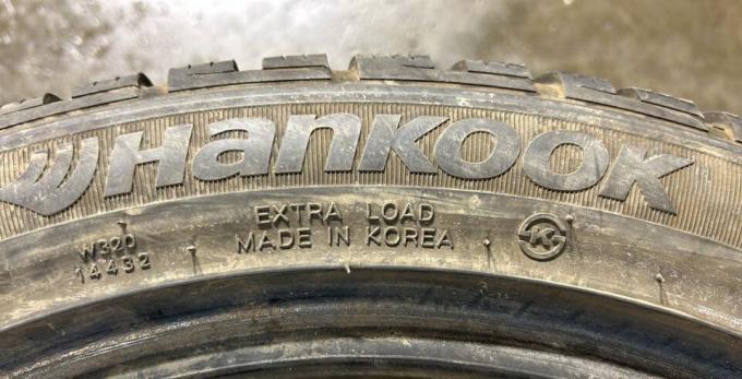 Hankook Winter I'Cept Evo2 W320 215/45 R17 91V