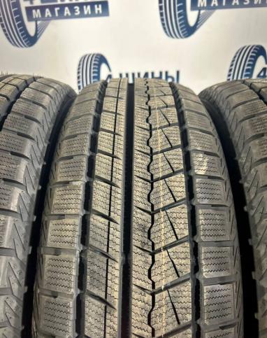 Fronway IcePower 868 225/65 R17 102H