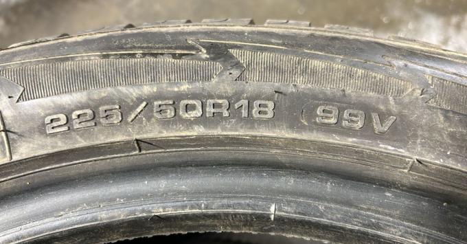 Goodyear UltraGrip Performance Gen-1 225/50 R18 99V