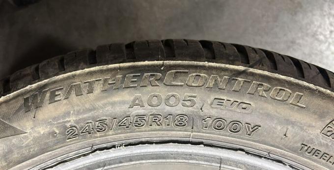 Bridgestone Weather Control A005 Evo 245/45 R18 100Y