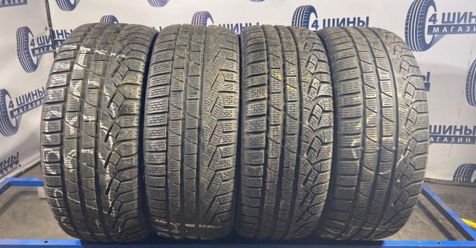 Pirelli Winter Sottozero 240 Serie II 235/45 R18 98V