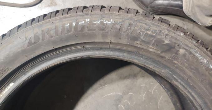 Bridgestone Blizzak LM-005 235/50 R19 103V