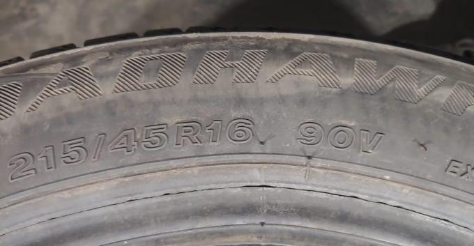 Firestone Roadhawk 215/45 R16 90V