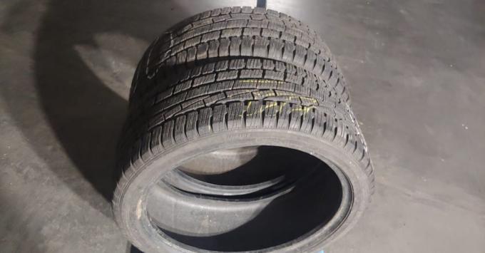 Goodyear UltraGrip Performance 225/40 R18 92V