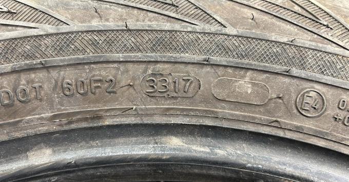 Nokian Tyres WR SUV 3 225/60 R17 103H