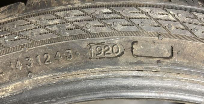 Nokian Tyres WR Snowproof P 235/40 R18 95V