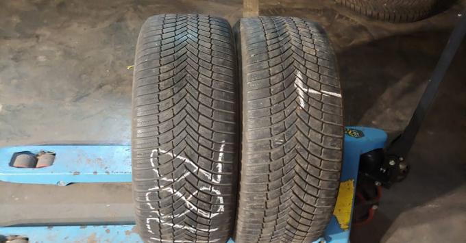 Bridgestone Weather Control A005 245/50 R18 100V