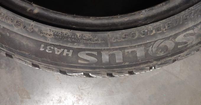 Kumho Solus HA31 225/45 R18 95V