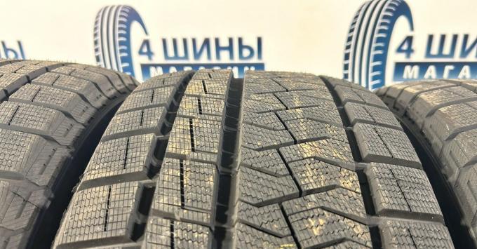 Formula Ice FR 245/45 R18 100H