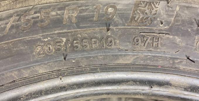 Michelin Alpin 6 205/55 R19 97H