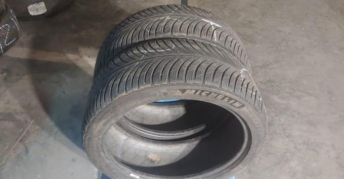 Michelin Pilot Alpin 5 235/40 R18 95V