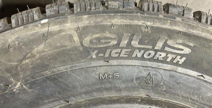 Michelin Agilis X-Ice North 195/75 R16C 107R