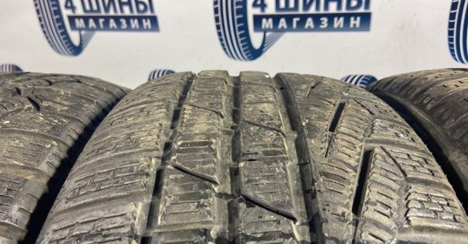 Pirelli Winter Sottozero 240 Serie II 235/45 R18 98V