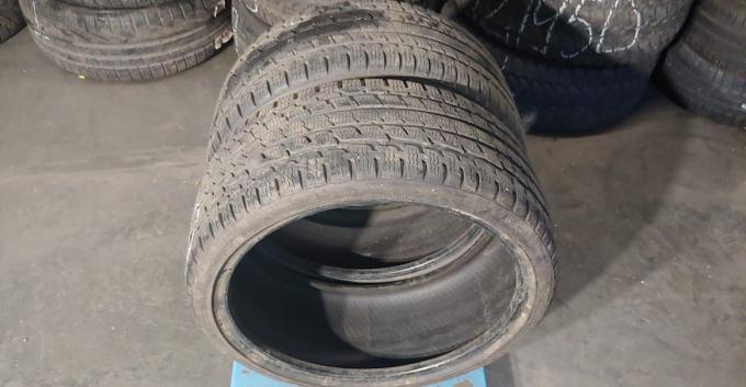 Kumho I'Zen KW27 235/35 R19 91W