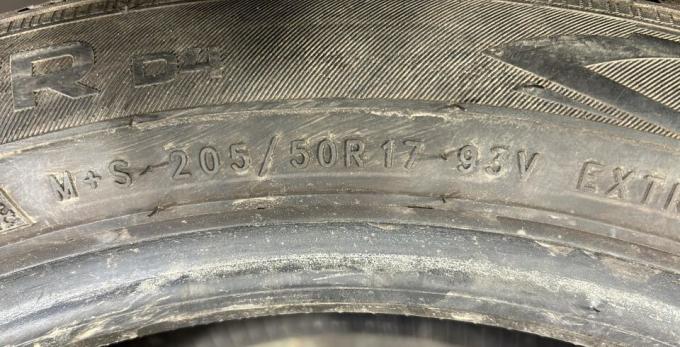 Nokian Tyres WR D4 205/50 R17 93V