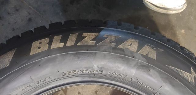 Bridgestone Blizzak Spike-02 SUV 265/60 R18 114T