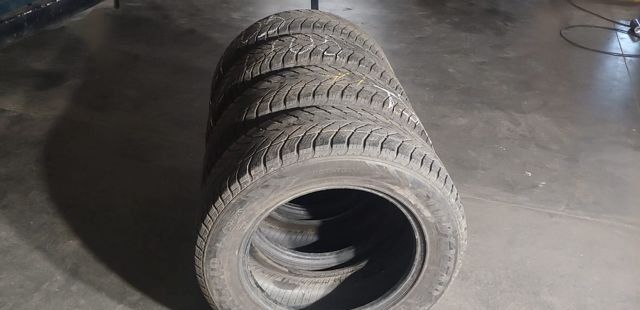 Goodyear UltraGrip+ SUV 255/60 R18 112H