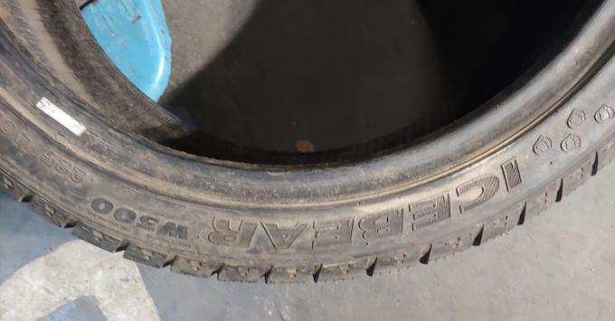 Hankook IceBear W300 225/40 R18 92V