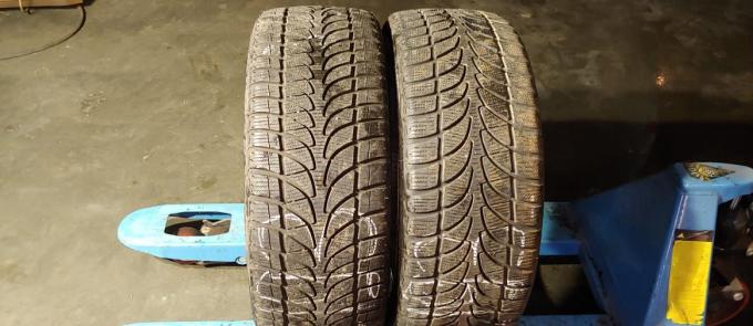 Bridgestone Blizzak LM-32 235/50 R18 101V