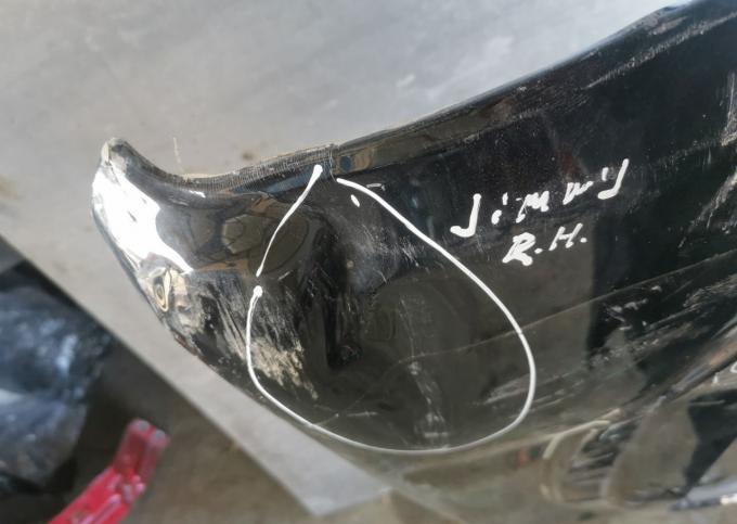 Крыло переднее правое Suzuki Jimny 4 2018-н.в 5861178R00