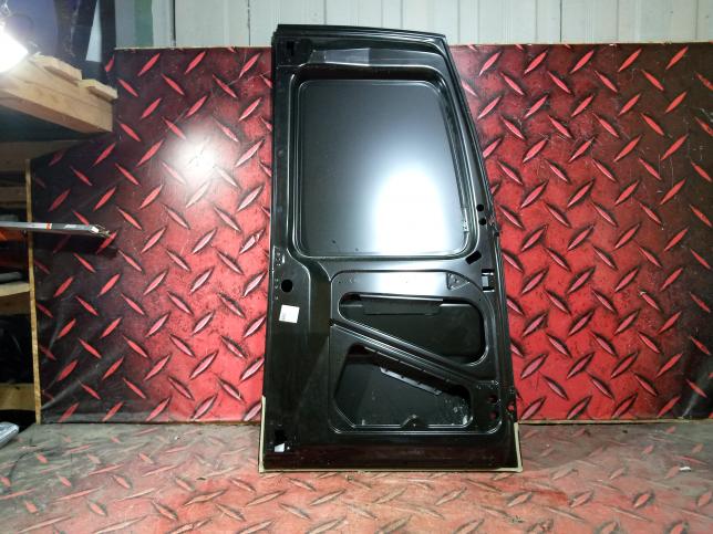 Дверь багажника левая Peugeot Expert Citroen Jumpy 870277