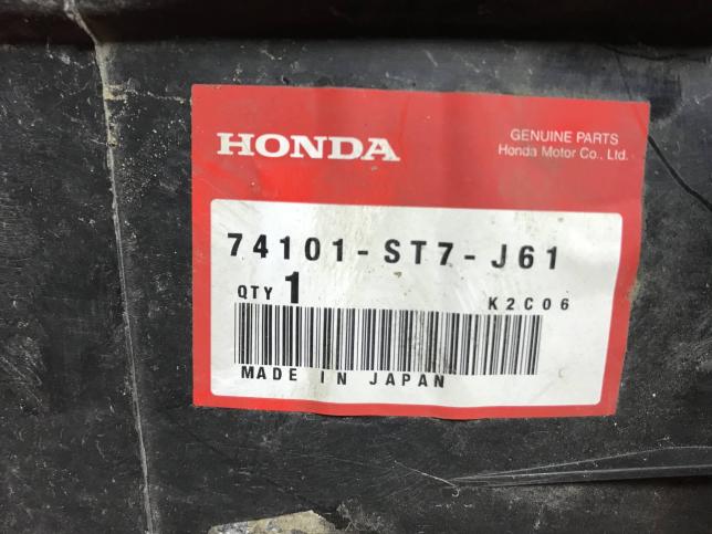 Подкрылок передний правый Honda Integra 74101ST7J61