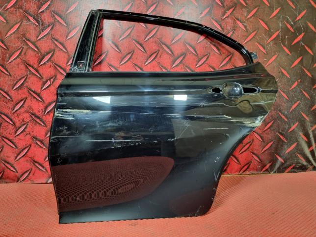 Дверь задняя левая Toyota Camry V70 6700406310