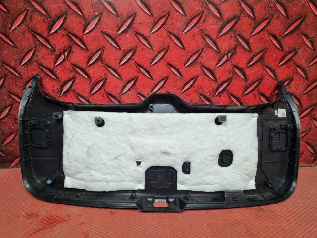Обшивка крышки багажника Subaru Forester S14 94320SJ000VH