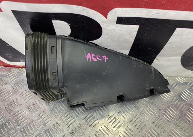 Воздухозаборник Audi A6 C7 4G0129624D