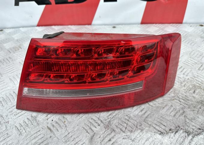 Audi A5 8T Задний правый фонарь диодный 8T8945096D