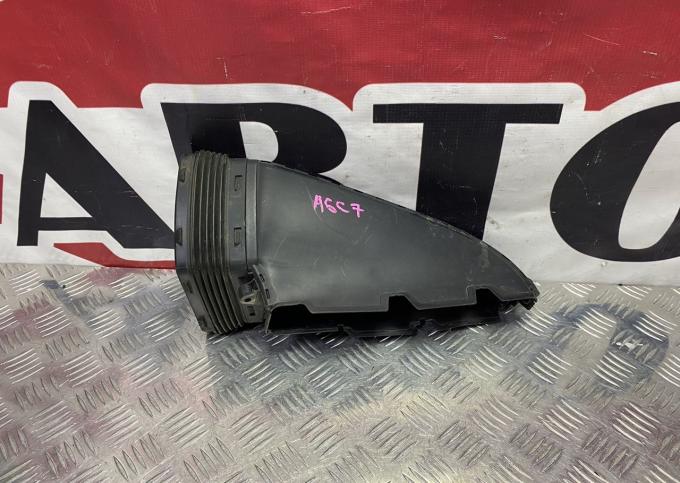 Воздухозаборник Audi A6 C7 4G0129624D