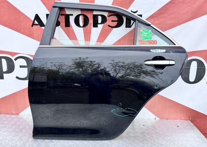 Дверь задняя левая Toyota Camry 50