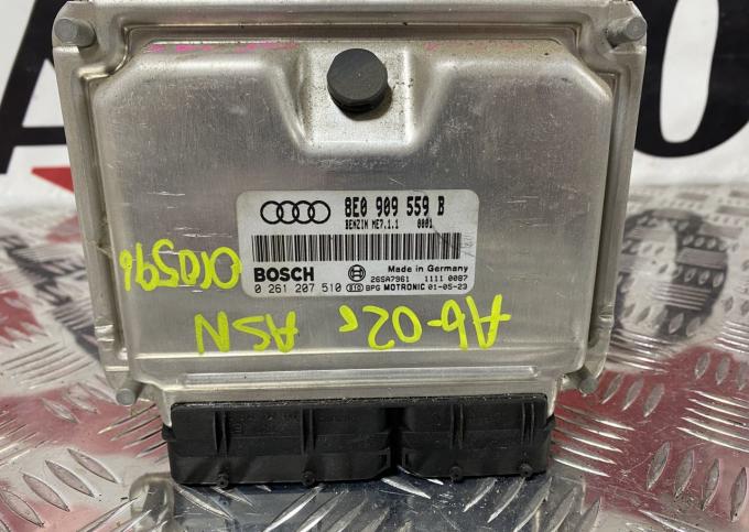 Блок управления двигателем Audi A6 C5 3.0 ASN 8E0909559B