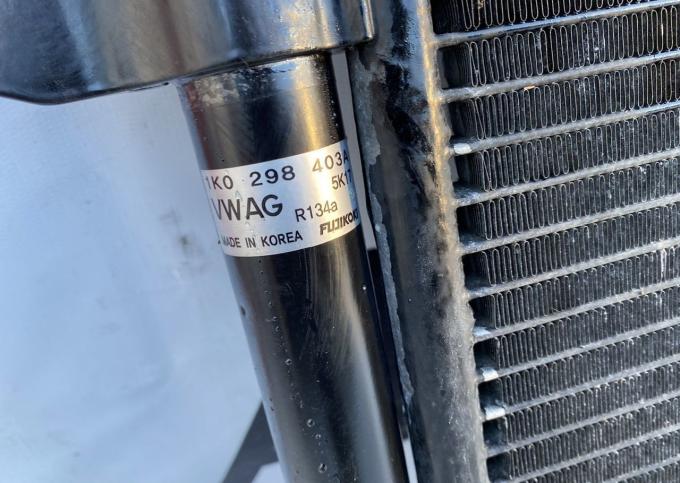 Радиатор кондиционера Audi A3 8P 1K0298403A