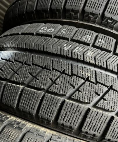 Bridgestone Blizzak VRX 205/60 R16