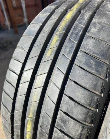 Bridgestone Turanza T005 225/40 R19