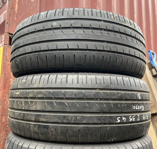 Pirelli P Zero Rosso 235/45 R19