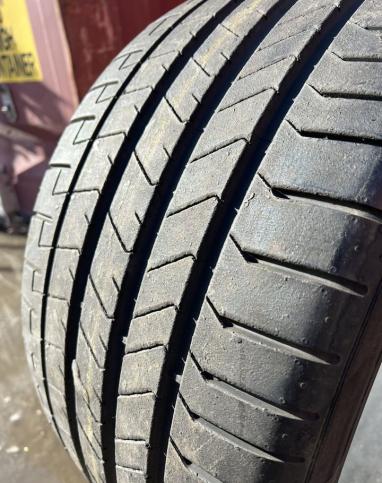 Pirelli P Zero PZ4 305/30 R20