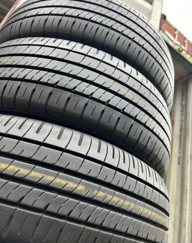 Dunlop Enasave EC204 215/60 R16