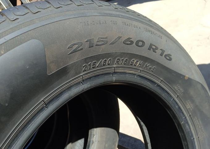 Pirelli P8FS 215/60 R16