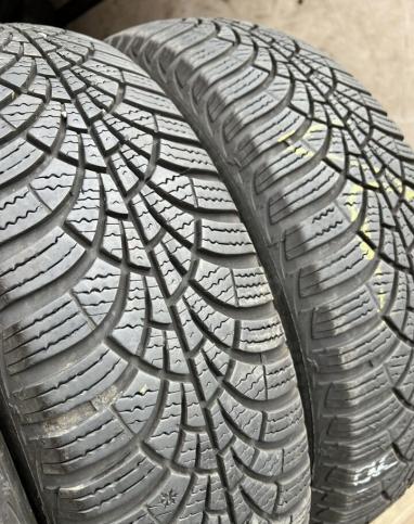 Goodyear UltraGrip 9 165/70 R14